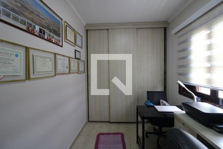 Casa para alugar com 250m², 3 quartos e 2 vagasQuarto 1