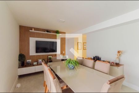 Apartamento à venda com 140m², 3 quartos e 3 vagas Apartamento à venda com 140m², 3 quartos e 3 vagasSala
