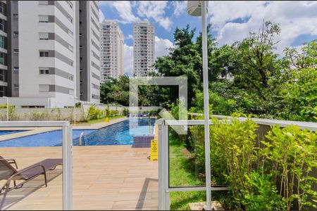 Apartamento à venda com 140m², 3 quartos e 3 vagas Apartamento à venda com 140m², 3 quartos e 3 vagasÁrea comum - Piscina