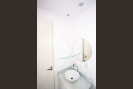 Banheiro de apartamento para alugar com 2 quartos, 46m² em Centro, Diadema