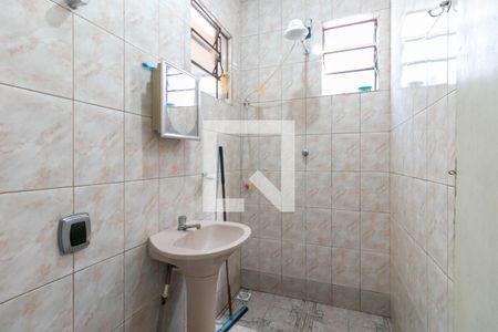 Banheiro Social de casa à venda com 3 quartos, 110m² em Diamante, Belo Horizonte