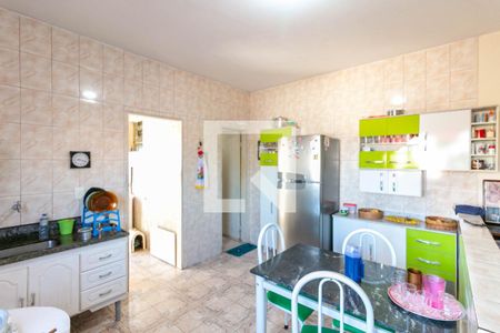 Cozinha de casa à venda com 3 quartos, 110m² em Diamante, Belo Horizonte