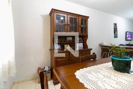 Casa à venda com 120m², 3 quartos e 2 vagas Casa à venda com 120m², 3 quartos e 2 vagasSala de Jantar