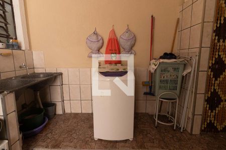 Casa à venda com 120m², 3 quartos e 2 vagas Casa à venda com 120m², 3 quartos e 2 vagasÁrea de Serviço