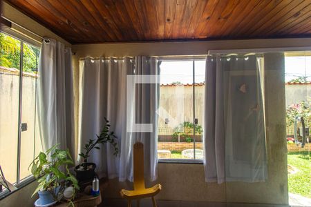 Vista da Sala de casa para alugar com 2 quartos, 123m² em Guaratiba, Rio de Janeiro