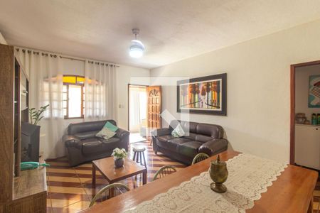 Sala de casa para alugar com 2 quartos, 123m² em Guaratiba, Rio de Janeiro