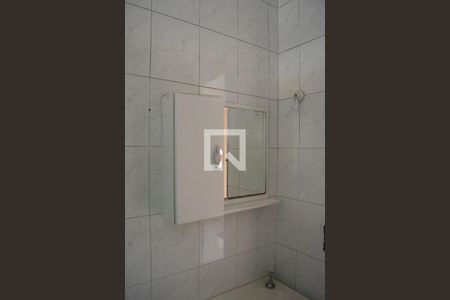 Casa para alugar com 60m², 2 quartos e sem vaga Casa para alugar com 60m², 2 quartos e sem vagaBanheiro