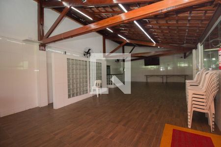 Apartamento para alugar com 42m², 2 quartos e 1 vagaÁrea comum - Salão de festas