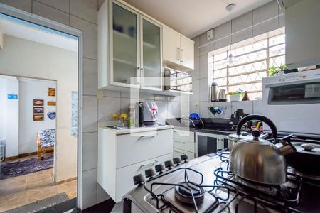 Casa à venda com 330m², 3 quartos e 3 vagas Casa à venda com 330m², 3 quartos e 3 vagasCozinha