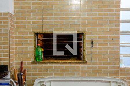 Casa à venda com 330m², 3 quartos e 3 vagas Casa à venda com 330m², 3 quartos e 3 vagasChurrasqueira