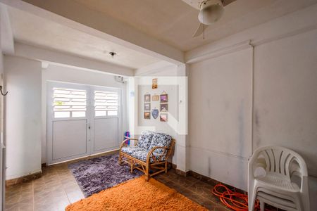 Casa à venda com 330m², 3 quartos e 3 vagas Casa à venda com 330m², 3 quartos e 3 vagasChurrasqueira