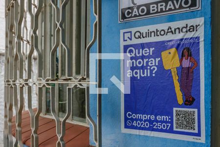 Casa à venda com 330m², 3 quartos e 3 vagas Casa à venda com 330m², 3 quartos e 3 vagasPlaquinha