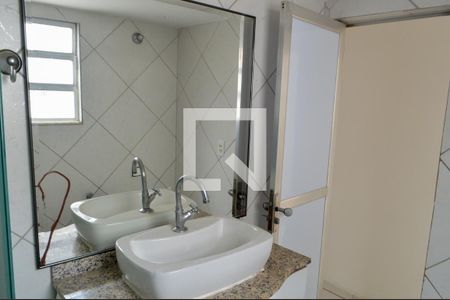 Apartamento à venda com 80m², 3 quartos e sem vaga Apartamento à venda com 80m², 3 quartos e sem vagaBanheiro