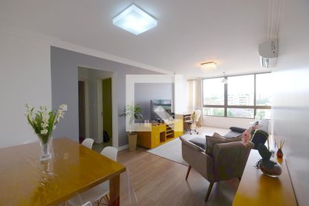 Sala de apartamento à venda com 2 quartos, 78m² em Cristo Redentor, Porto Alegre