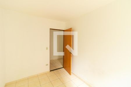 Quarto 1 de apartamento para alugar com 2 quartos, 48m² em Jardim Zelia, Itaquaquecetuba