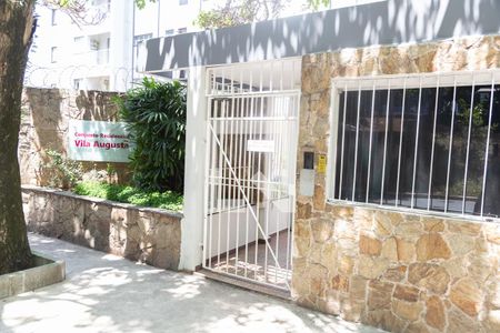 Apartamento à venda com 65m², 2 quartos e 1 vagaFachada e portaria