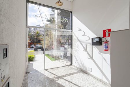 Apartamento para alugar com 31m², 1 quarto e 1 vagaHall