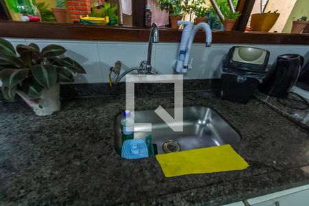 Casa à venda com 210m², 3 quartos e 2 vagasCozinha