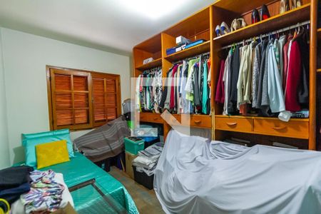 Casa à venda com 210m², 3 quartos e 2 vagasQuarto 2