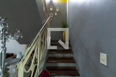 Escada de casa à venda com 3 quartos, 210m² em Vila Danubio, São Bernardo do Campo