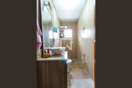 Casa à venda com 210m², 3 quartos e 2 vagasBanheiro Social