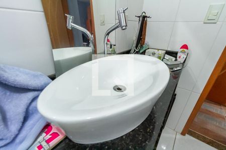 Casa à venda com 210m², 3 quartos e 2 vagasBanheiro da Suíte