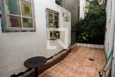 Casa à venda com 200m², 3 quartos e sem vagaQuintal