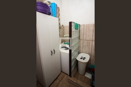 Casa à venda com 200m², 3 quartos e sem vagaBanheiro 2