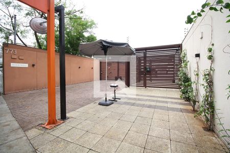 Apartamento para alugar com 81m², 2 quartos e 2 vagasFachada