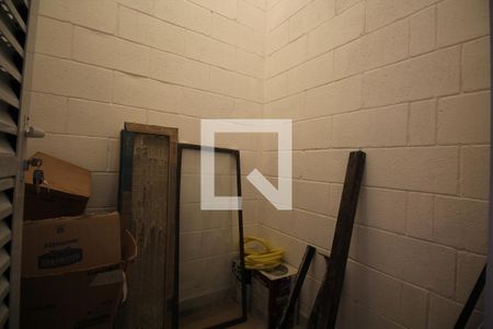 Apartamento para alugar com 81m², 2 quartos e 2 vagasDepósito