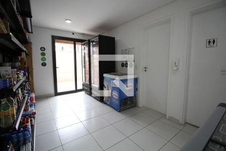 Apartamento para alugar com 81m², 2 quartos e 2 vagasMercado