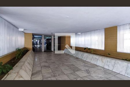 Apartamento para alugar com 103m², 3 quartos e 1 vaga Apartamento para alugar com 103m², 3 quartos e 1 vagaFachada e portaria