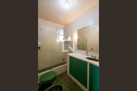 Apartamento para alugar com 103m², 3 quartos e 1 vaga Apartamento para alugar com 103m², 3 quartos e 1 vagaBanheiro Corredor