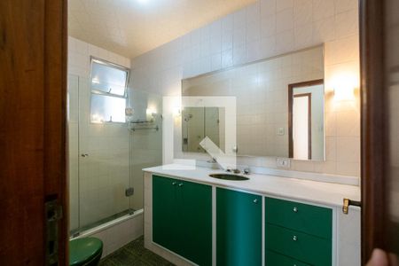 Apartamento para alugar com 103m², 3 quartos e 1 vaga Apartamento para alugar com 103m², 3 quartos e 1 vagaBanheiro Corredor