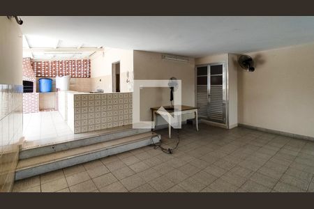 Apartamento para alugar com 103m², 3 quartos e 1 vaga Apartamento para alugar com 103m², 3 quartos e 1 vagaÁrea comum - Salão de festas