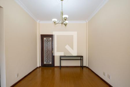 Apartamento para alugar com 103m², 3 quartos e 1 vaga Apartamento para alugar com 103m², 3 quartos e 1 vagaSala