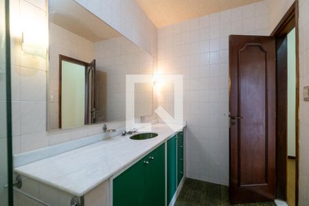 Apartamento para alugar com 103m², 3 quartos e 1 vaga Apartamento para alugar com 103m², 3 quartos e 1 vagaBanheiro Corredor