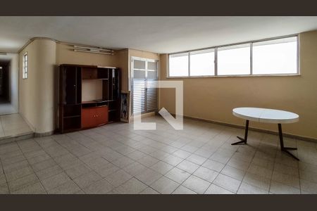 Apartamento para alugar com 103m², 3 quartos e 1 vaga Apartamento para alugar com 103m², 3 quartos e 1 vagaÁrea comum - Salão de festas