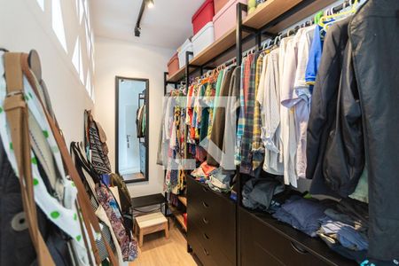 Apartamento à venda com 84m², 2 quartos e 1 vagaCloset Quarto 2