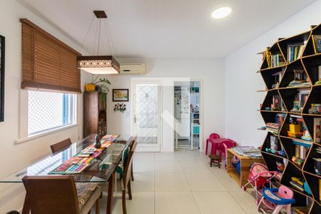 Apartamento à venda com 84m², 2 quartos e 1 vagaSala