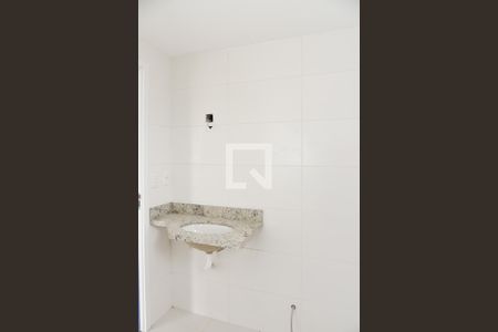 Apartamento à venda com 83m², 2 quartos e 2 vagasBanheiro da Suíte 1