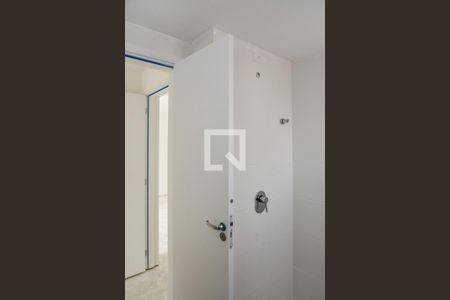 Apartamento à venda com 83m², 2 quartos e 2 vagas Apartamento à venda com 83m², 2 quartos e 2 vagasBanheiro da Suíte 2