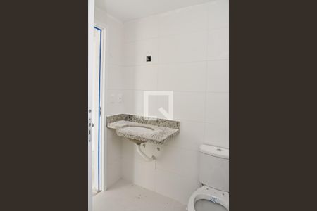 Apartamento à venda com 83m², 2 quartos e 2 vagas Apartamento à venda com 83m², 2 quartos e 2 vagasBanheiro da Suíte 1
