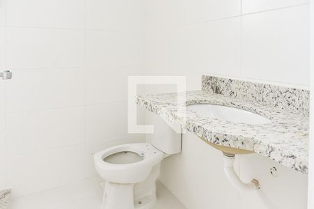 Apartamento à venda com 83m², 2 quartos e 2 vagasBanheiro da Suíte 2