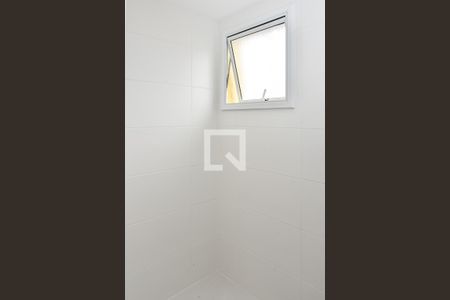 Apartamento à venda com 83m², 2 quartos e 2 vagasBanheiro da Suíte 2