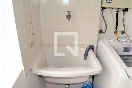 Apartamento à venda com 75m², 2 quartos e 1 vagaÁrea de Serviço