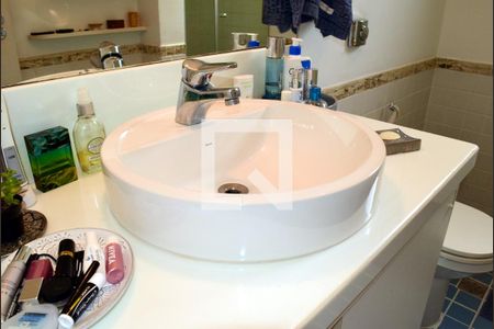 Apartamento à venda com 75m², 2 quartos e 1 vagaBanheiro