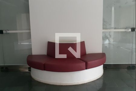 Apartamento à venda com 75m², 2 quartos e 1 vagaHall