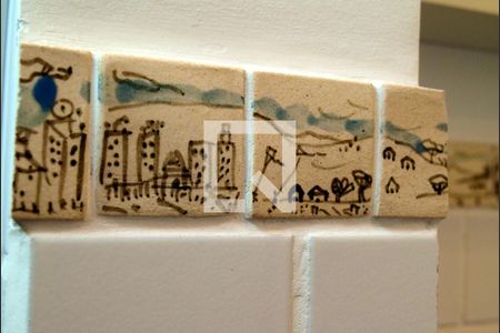 Apartamento à venda com 75m², 2 quartos e 1 vagaBanheiro - detalhe azulejo pintado a mão