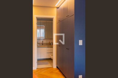 Quarto de apartamento para alugar com 1 quarto, 42m² em Lourdes, Belo Horizonte